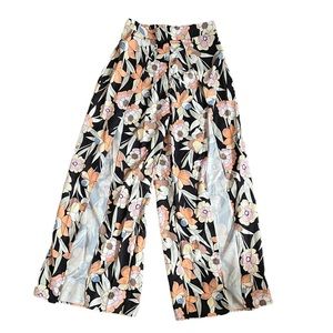 NWT Floral Beach Palazzo Pants Slit Front & Flowy